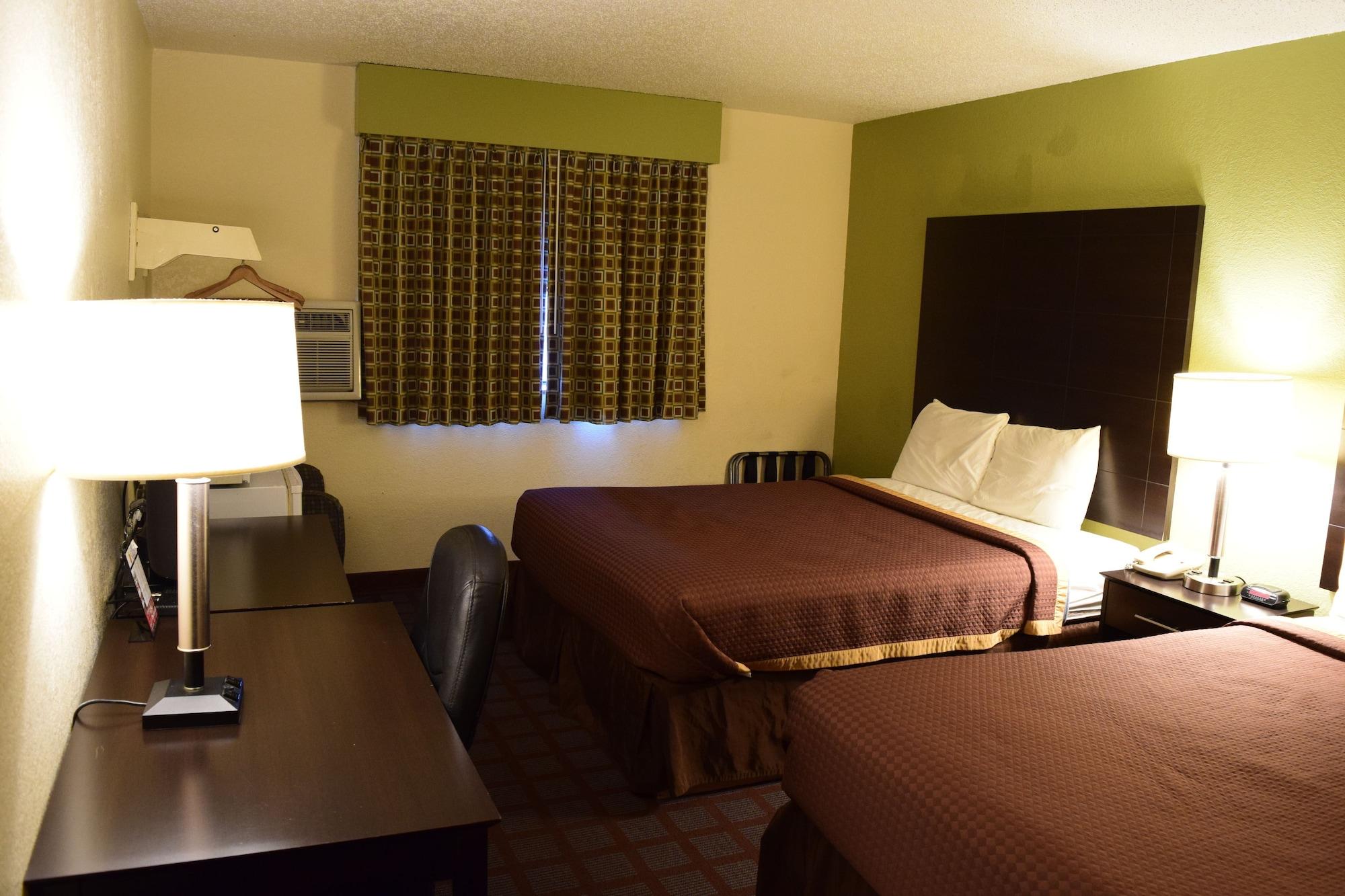 Super 8 By Wyndham Saginaw Motel Buitenkant foto
